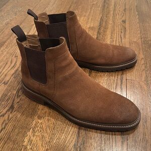 Johnston & Murphy Barrett Chelsea Boot, Tan Oiled Suede, Size 11